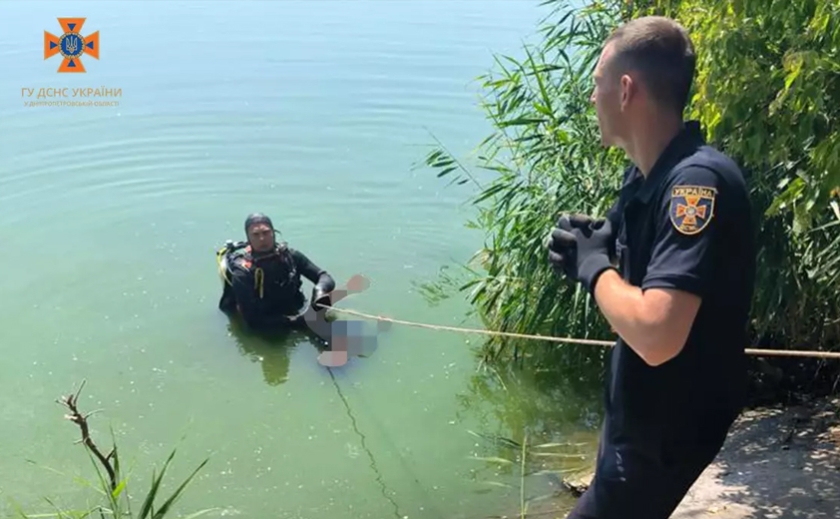 У Синельниківському районі рятувальники дістали з водойми тіло загиблого чоловіка