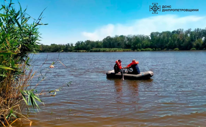 Надзвичайники Синельниківського району дістали з водойми тіло чоловіка