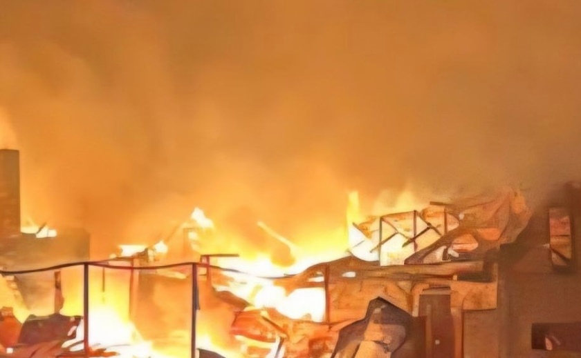 Внаслідок нічних ударів ворога на Дніпропетровщині є загибла й поранені