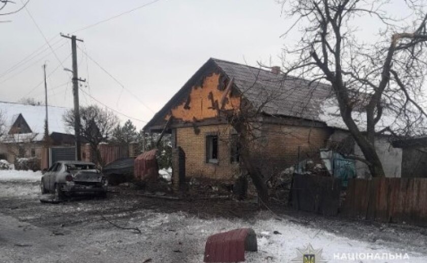 Через ворожі обстріли на Дніпропетровщині поранено двох людей: поліцейські фіксують наслідки воєнних злочинів